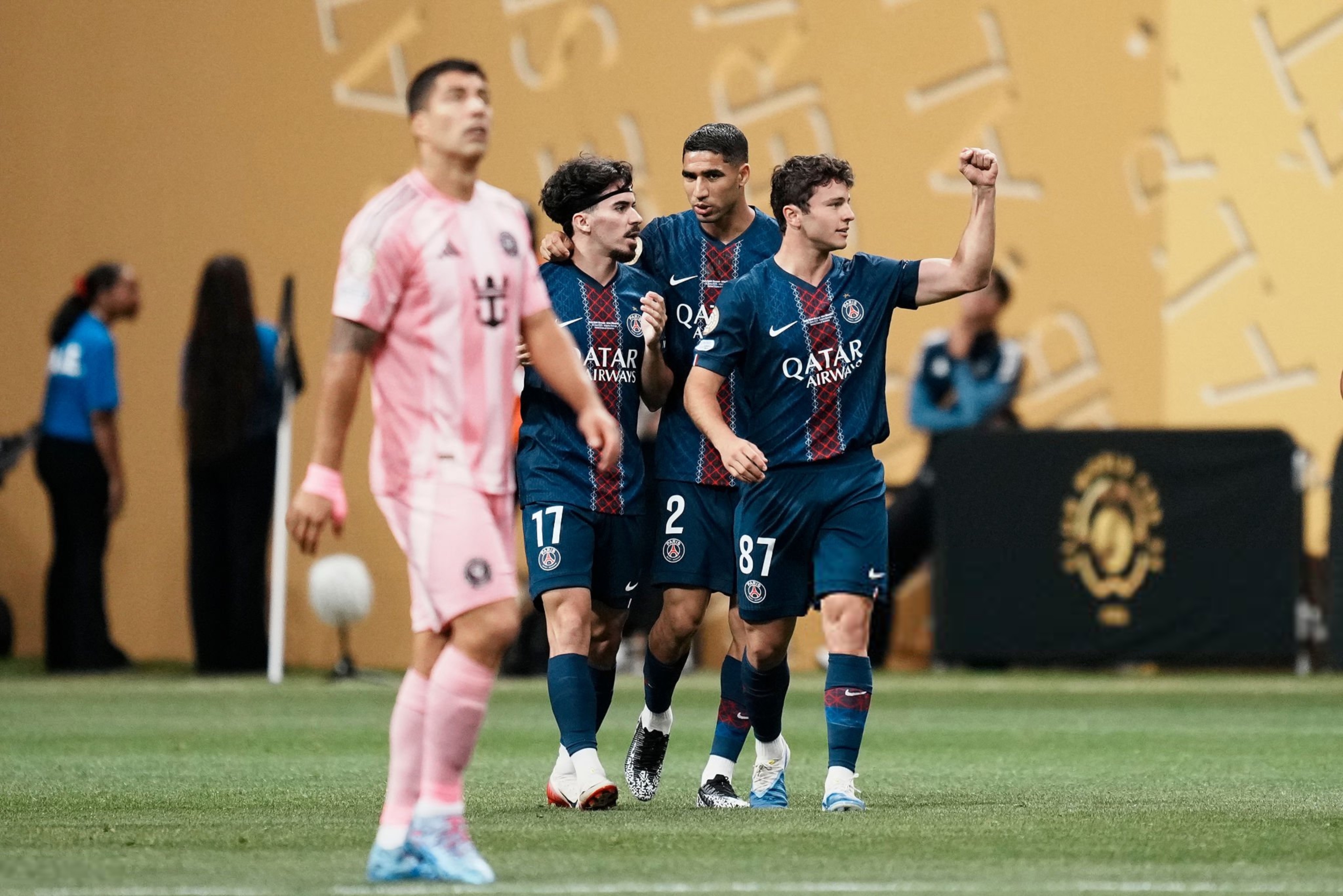 爱游戏体育 -意甲倒计时，曼联国际比赛日止住颓势，细节引发关注，态度坚定，细节决定成败的简单介绍