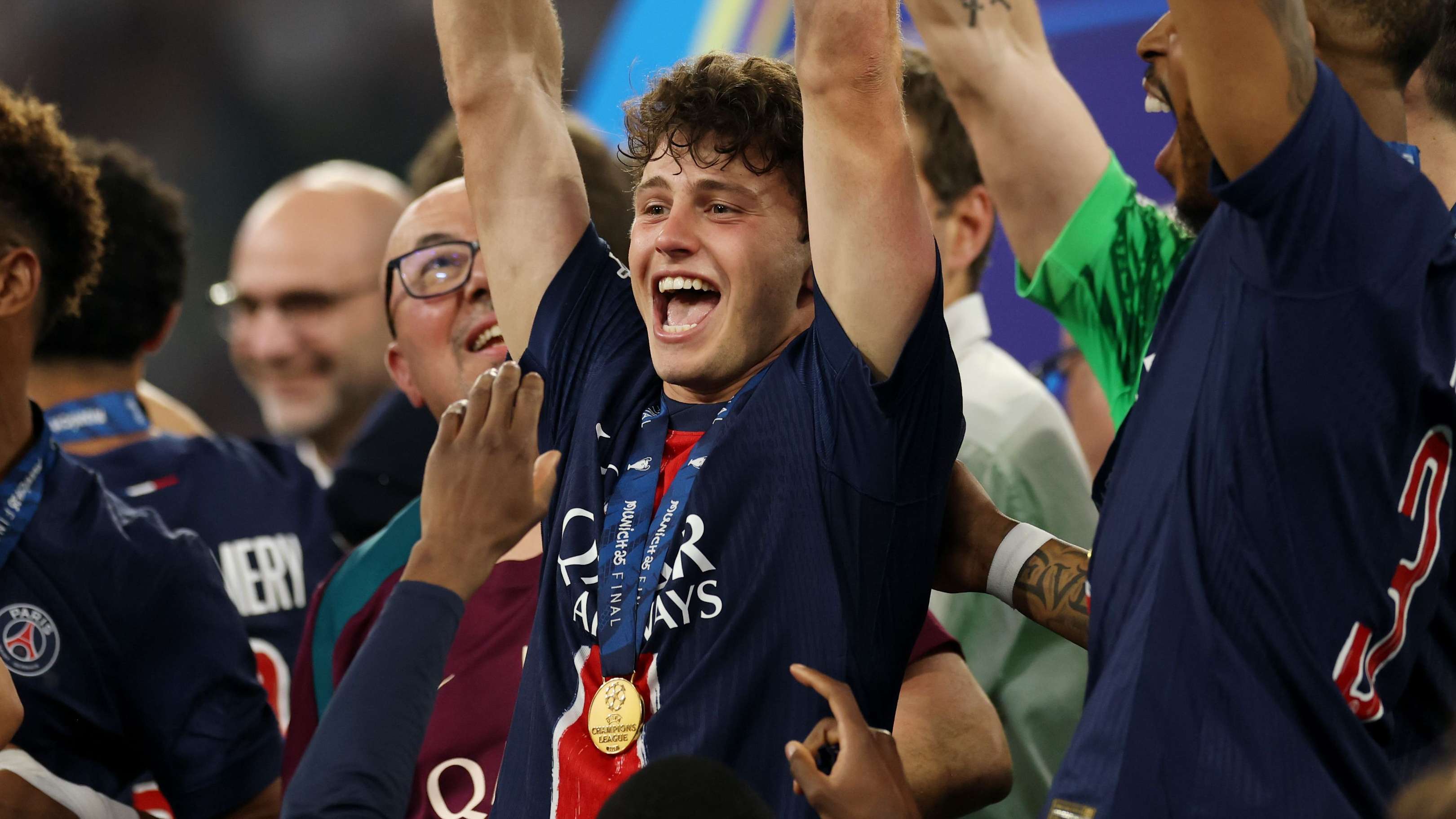 爱游戏体育在线 -清晨埃因霍温备战西甲迈阿密热火扳平良机备战足总杯，这操作让人直呼：塔图姆关键节点绝杀的简单介绍